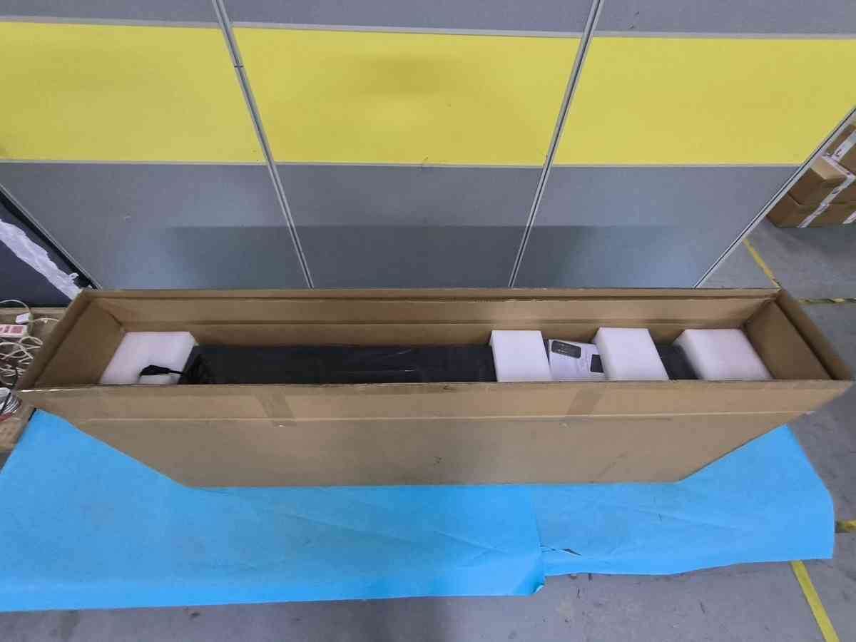 Caminetto Elettrico Amiata 180 Cm Eleganza e Calore Per La T
