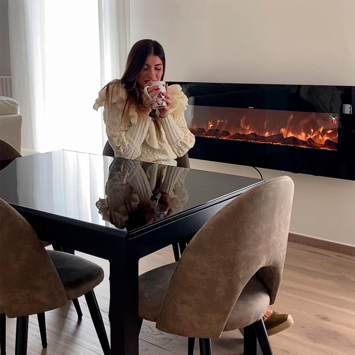 Caminetto Elettrico Aprica Design Elegante con riscaldamento