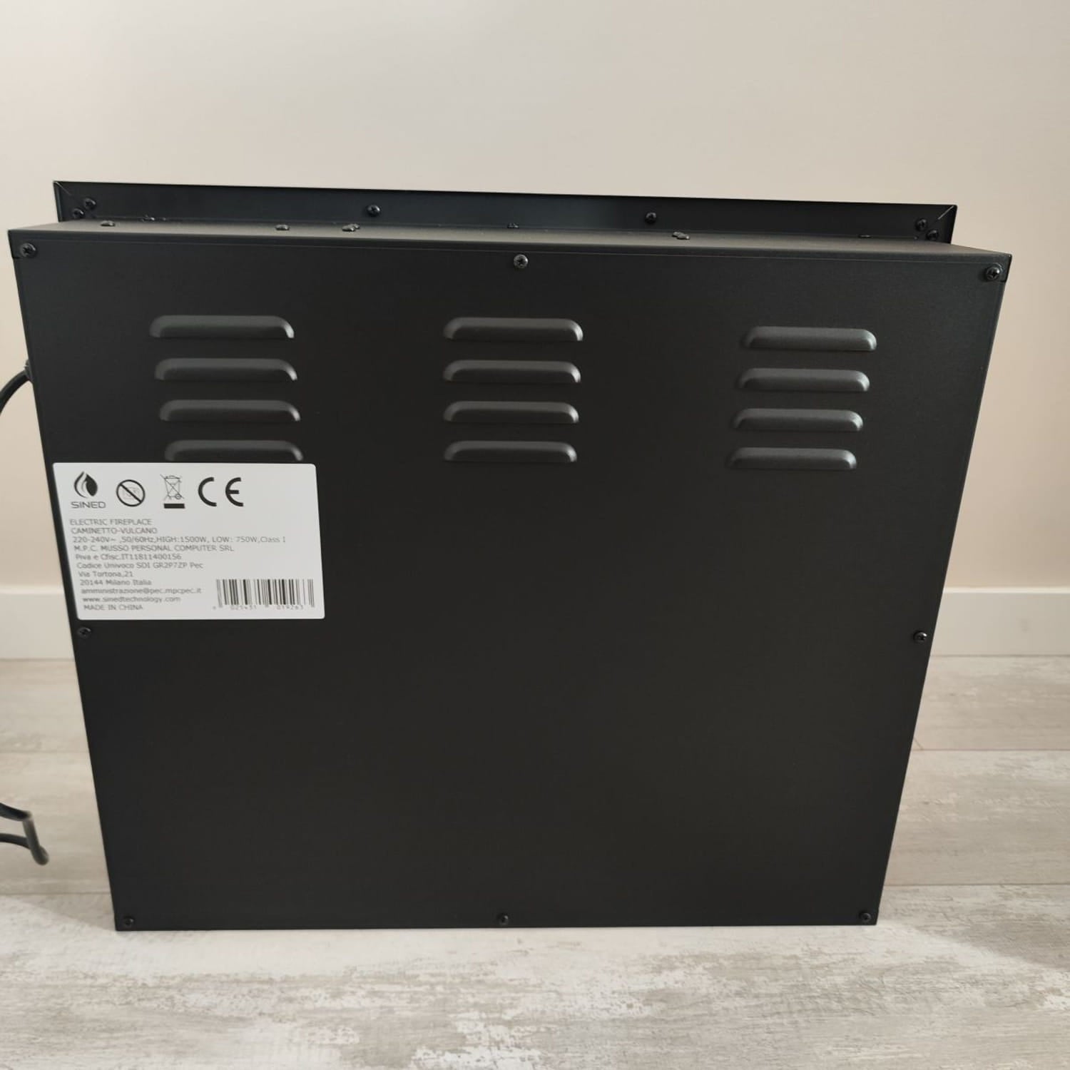 Caminetto Elettrico Vulcano Eleganza e Comfort a Casa Tua