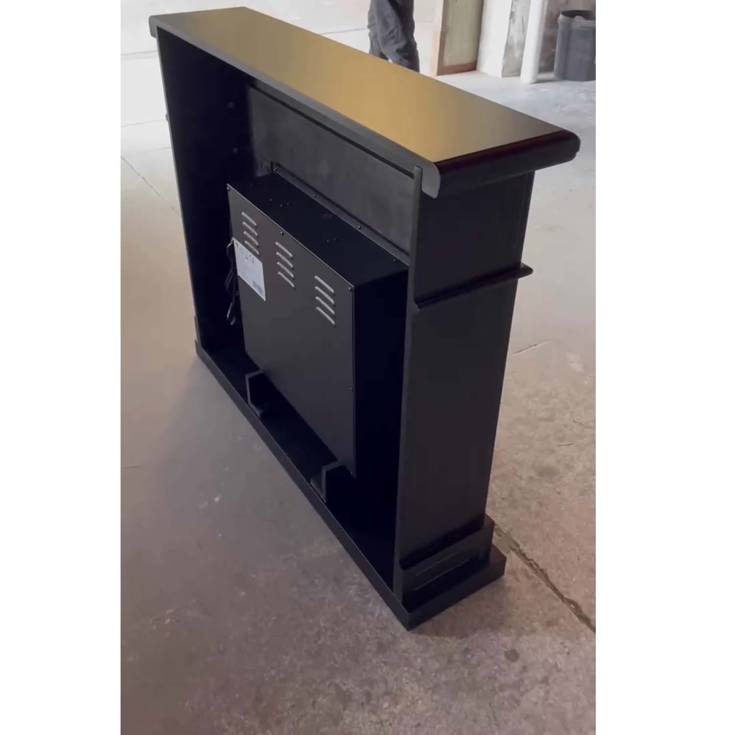 Caminetto Elettrico Nero Elegante Con Effetto Fiamma Realistico