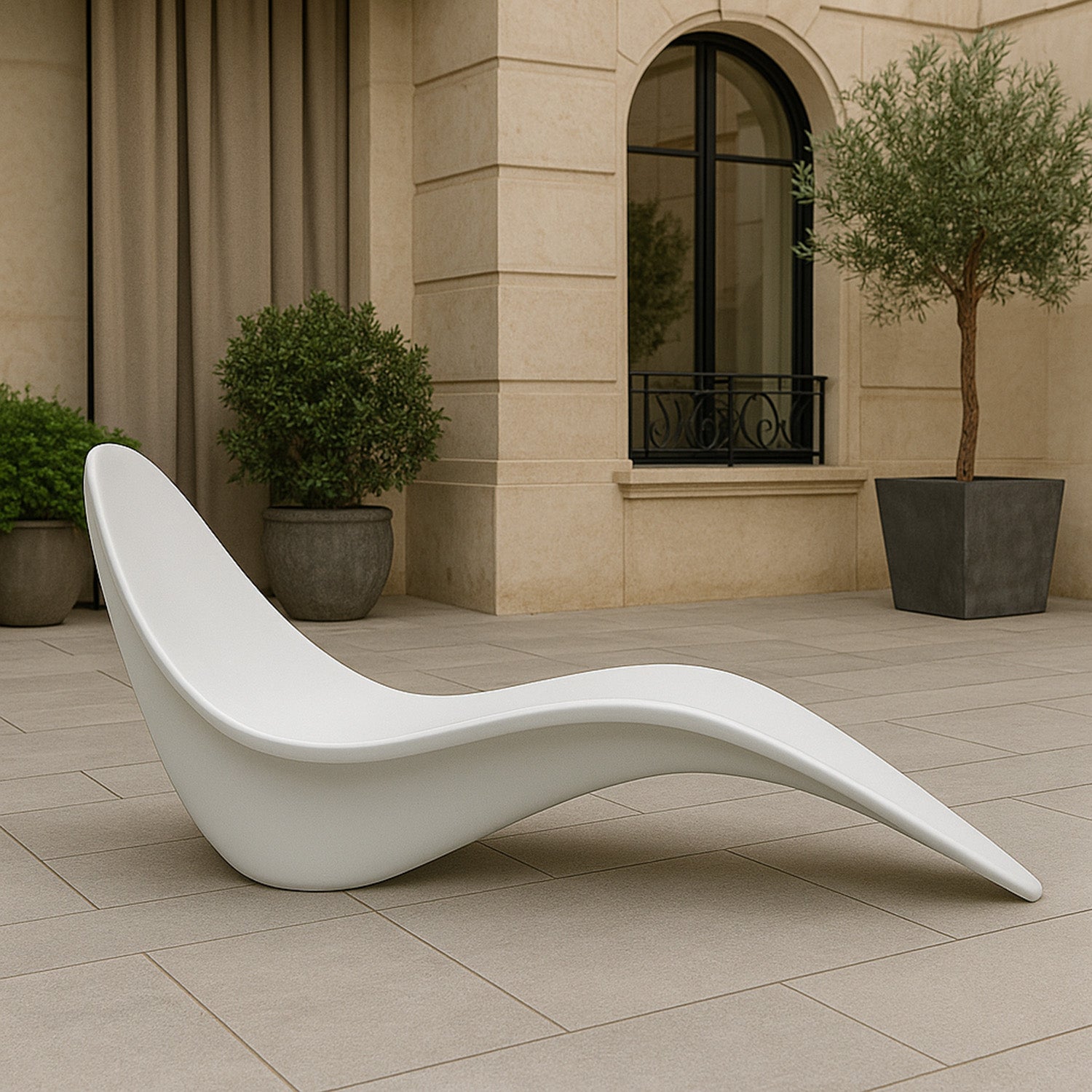 Chaise Longue Bianca In Vetroresina Sined Comfort e Design Per Interni Ed Esterni