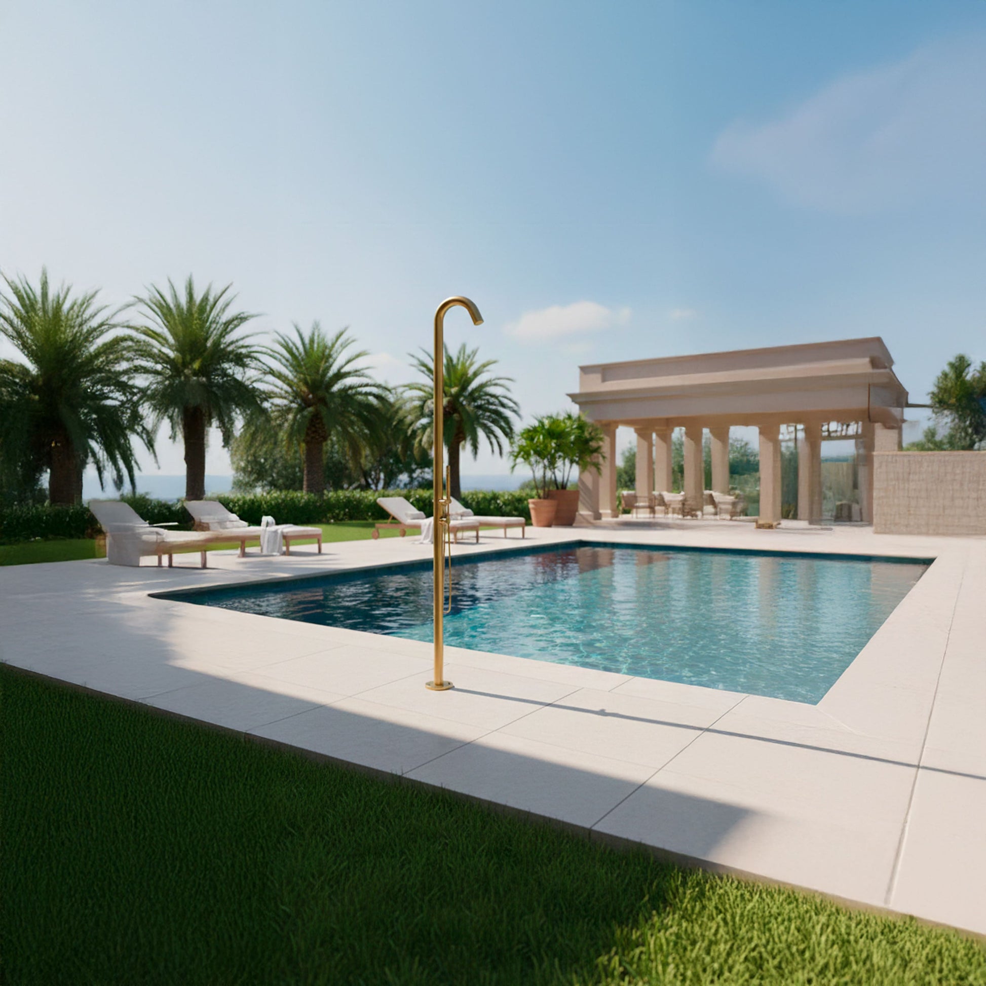 Doccia da giardino Sined Alghero oro eleganza e resistenza