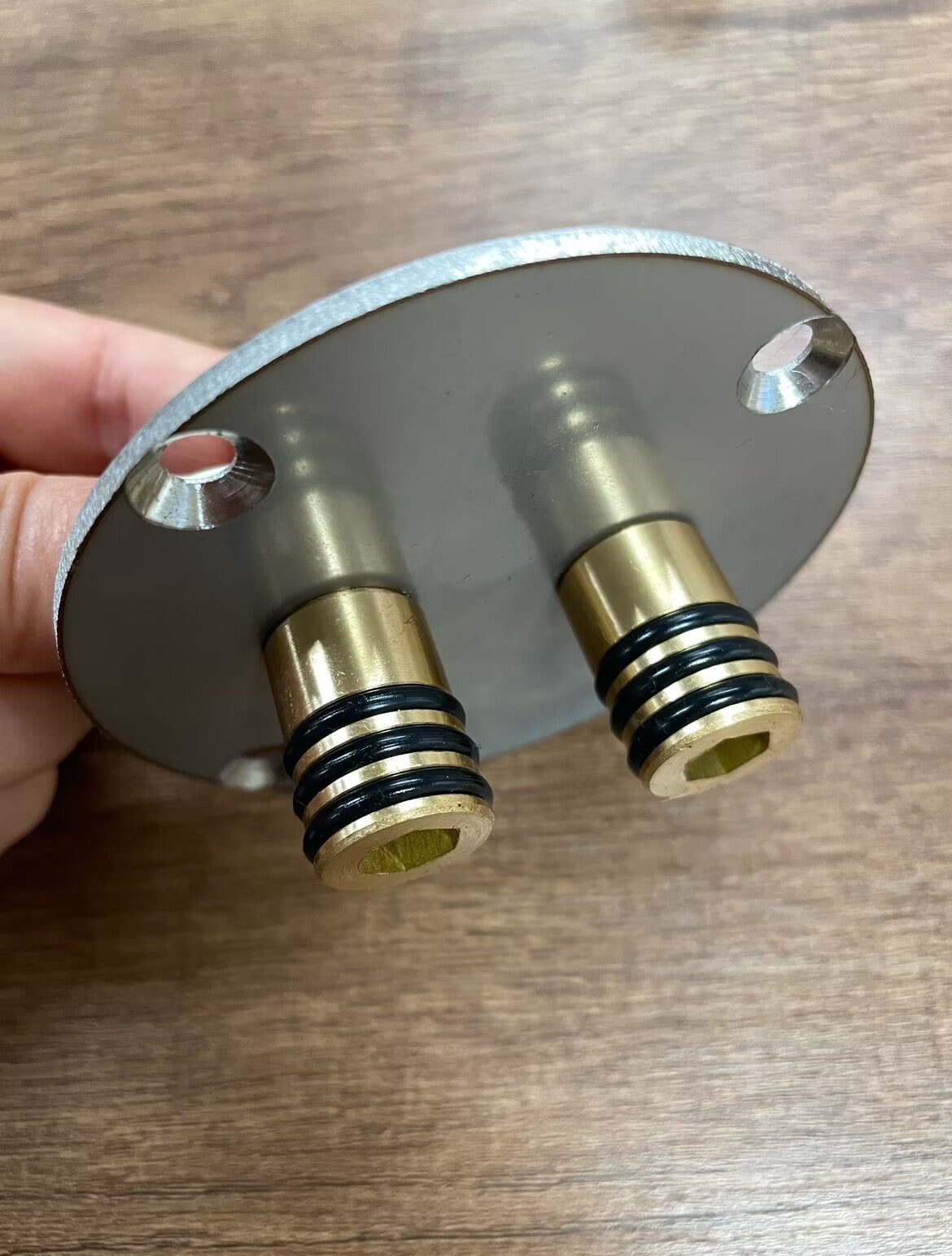 Sistema Di Fissaggio Rapido Per Docce Inox Sined Cbox Instal