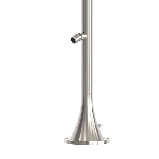 Duche em inox Luna: elegância e poupança de água para exterior