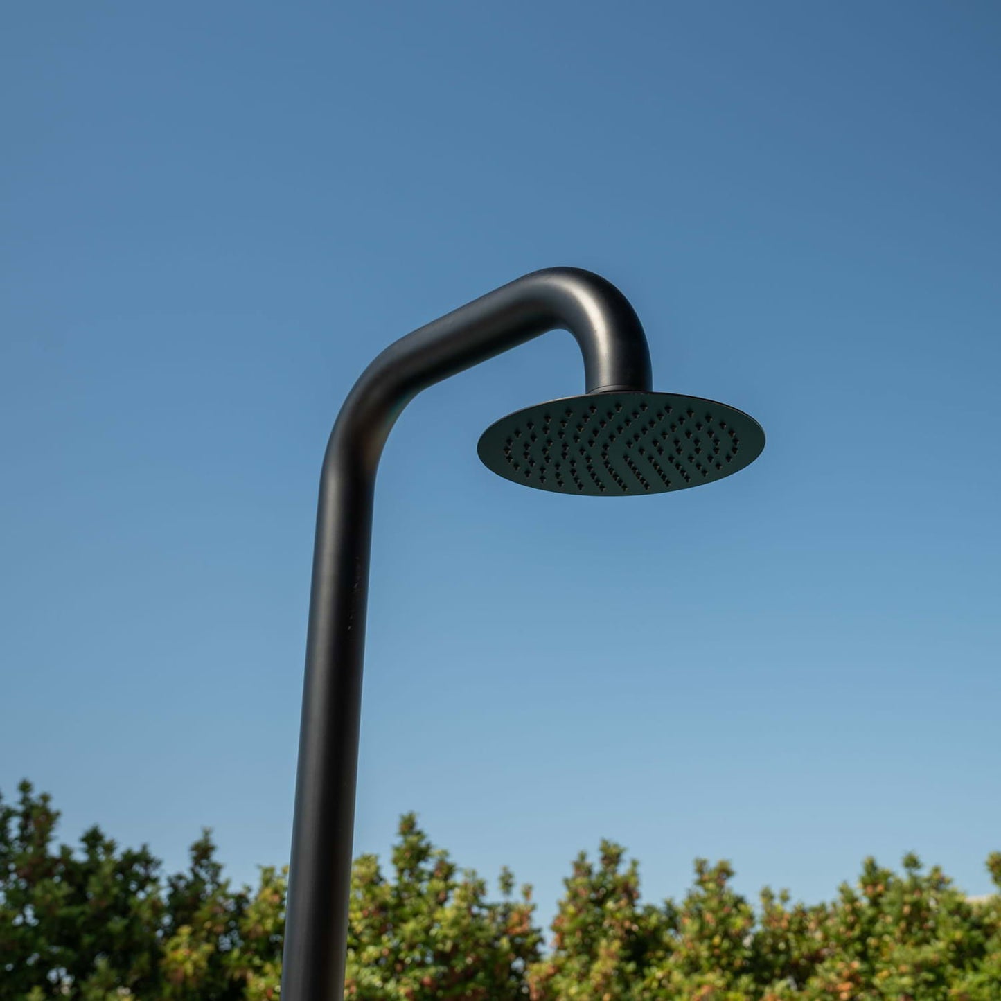 Doccia Nera In Acciaio Inox Aisi 316l Per Esterni Design Elegante e Resistente Con Miscelatore e Doccetta a Mano Acquisto Sicuro Consegna Veloce Garanzia Postvendita