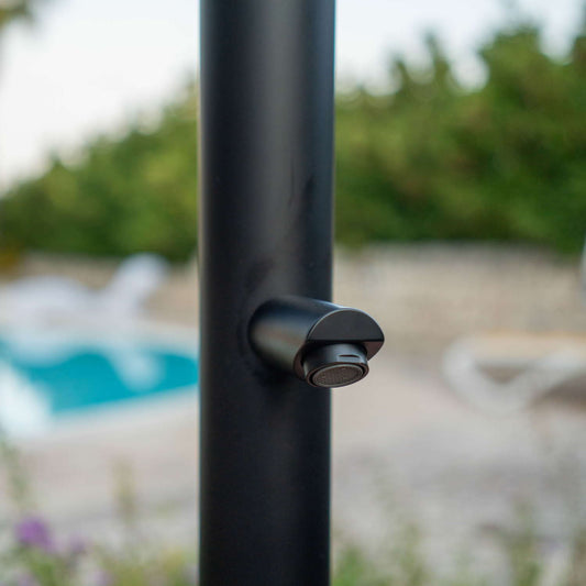 Doccia Esterna Nera Sined In Acciaio Inox 316l Design Elegan