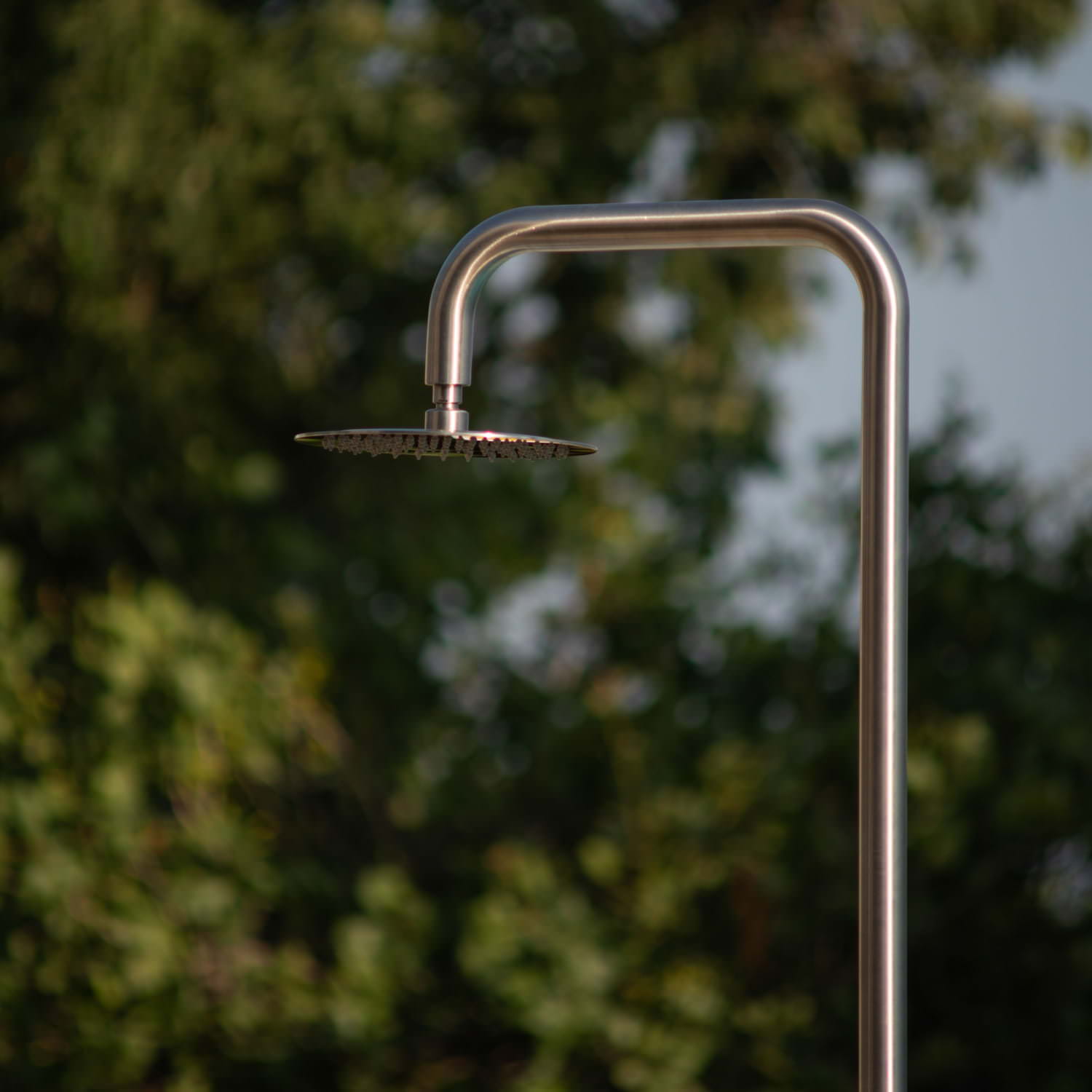 Doccia Simius Inox Sined Eleganza e Qualita Per Il Tuo Giardino