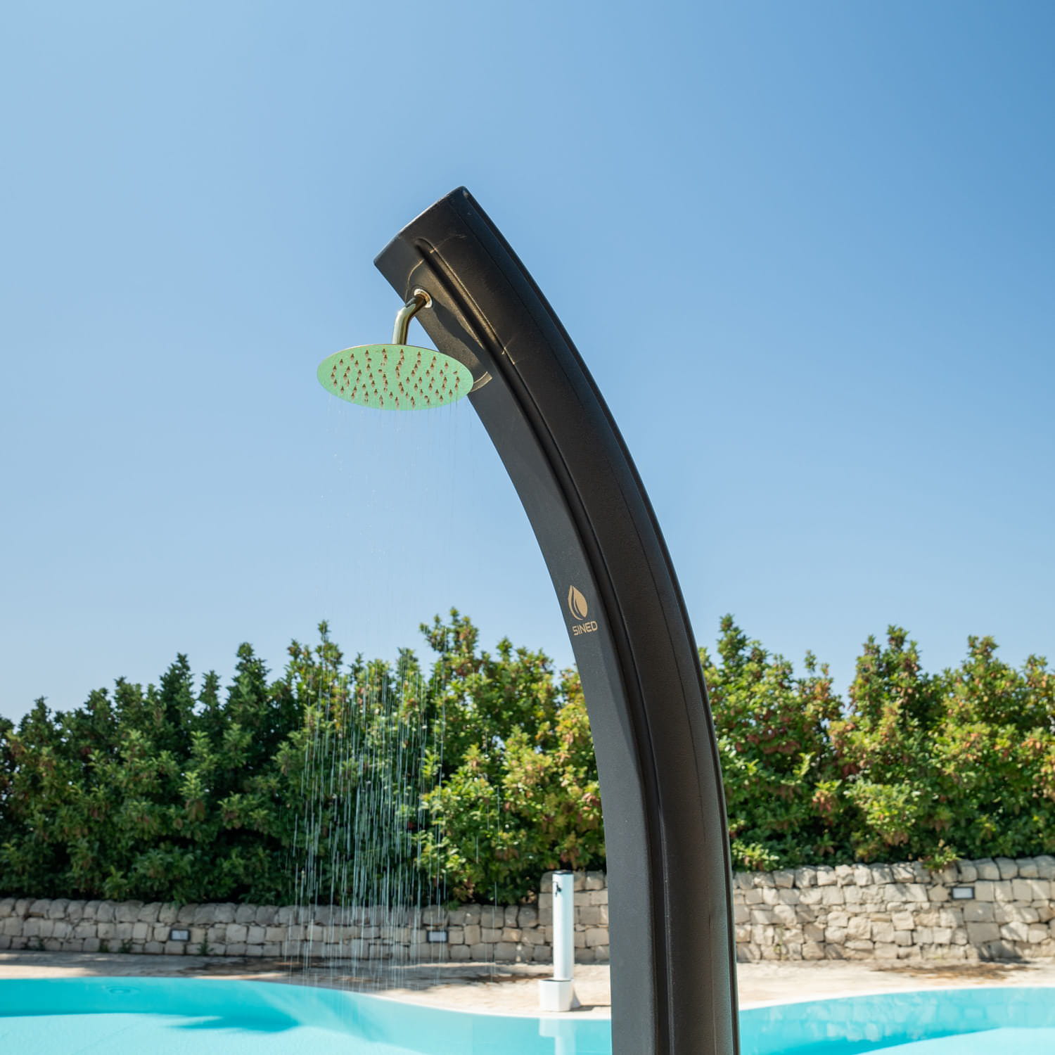 Doccia Solare Nera e Oro Per Giardino Soffione 20 Cm