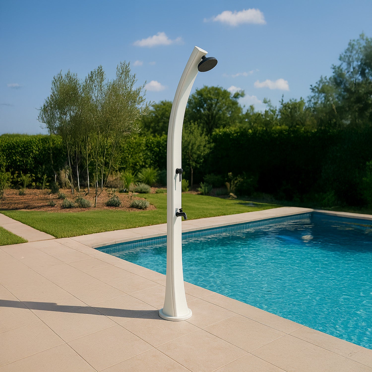 Doccia Solare Rio Xxl Bianca Design Elegante Materiali Resistenti Installazione Facile Acquista Ora Per Unesperienza Allaperto Unica