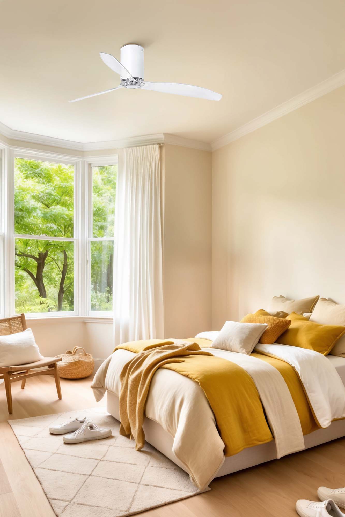 Ventilatore Bianco Opaco Con Pale Trasparenti Per Soffitto