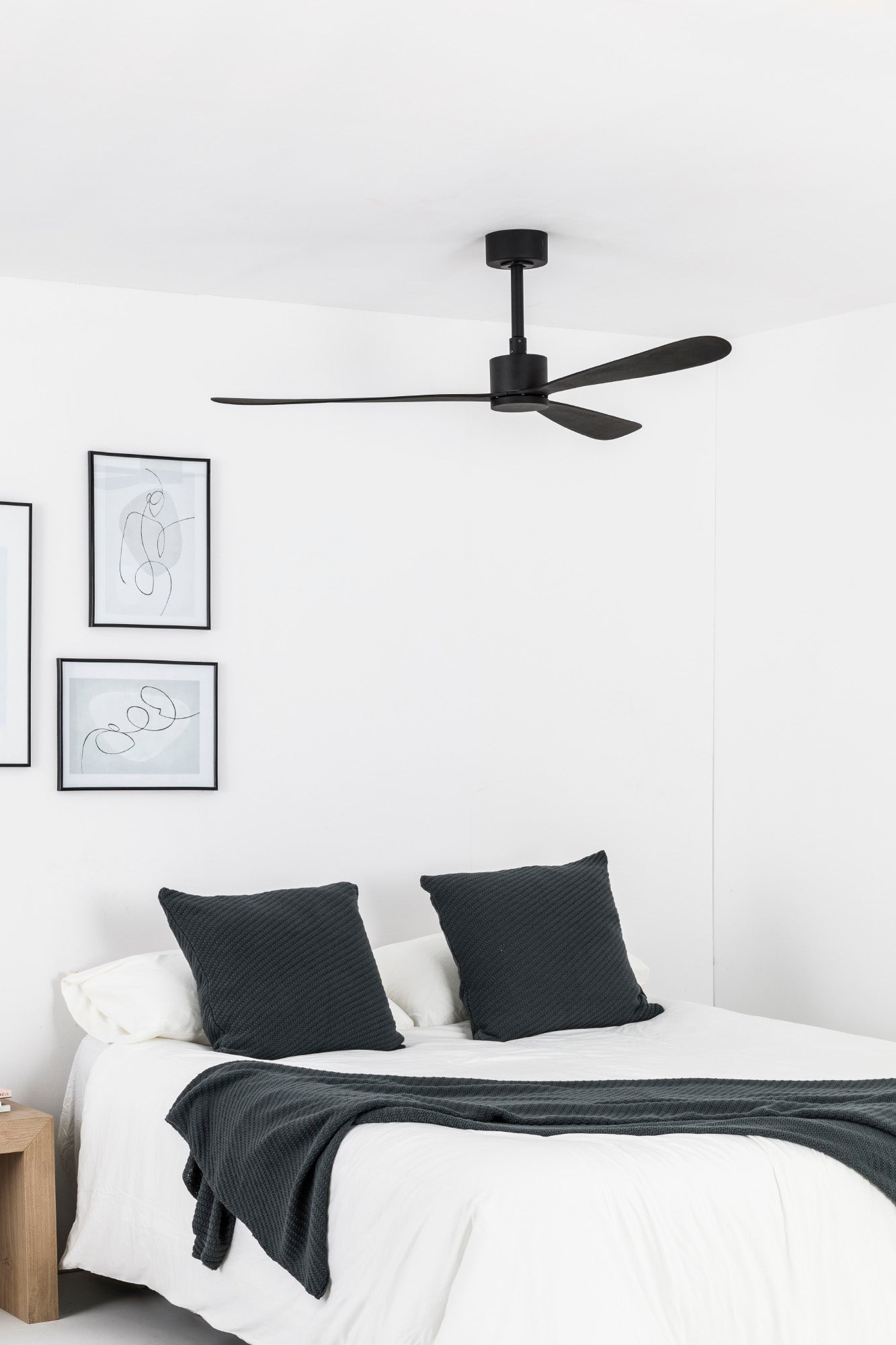 Faro Amelia Eleganza e Funzionalita Unic