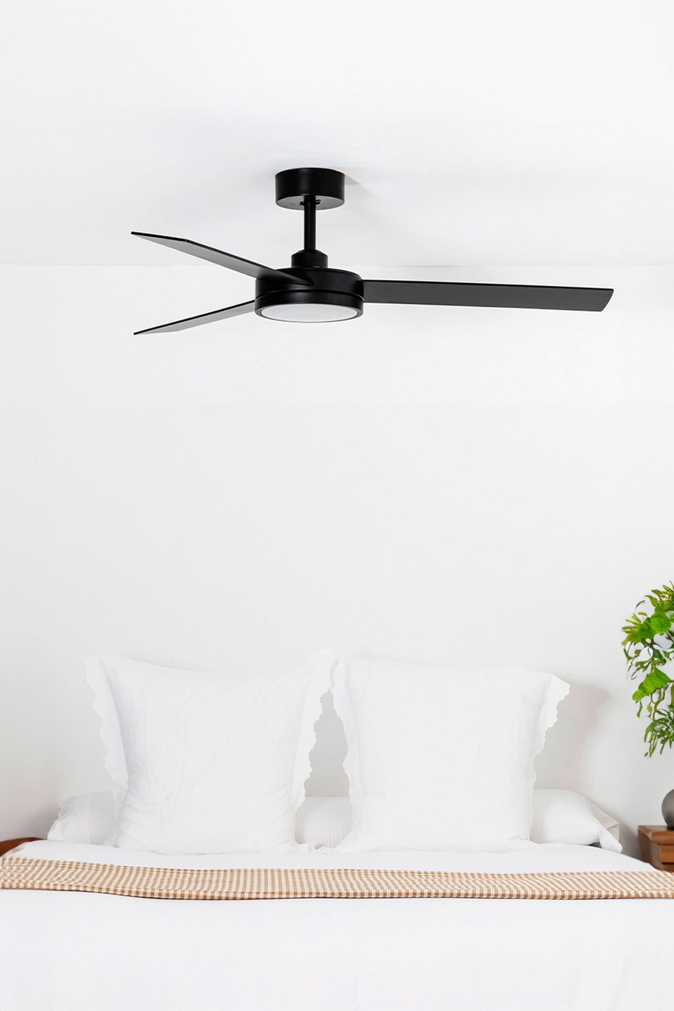 Faro Barth 1320 Mm Eleganza e Resistenza