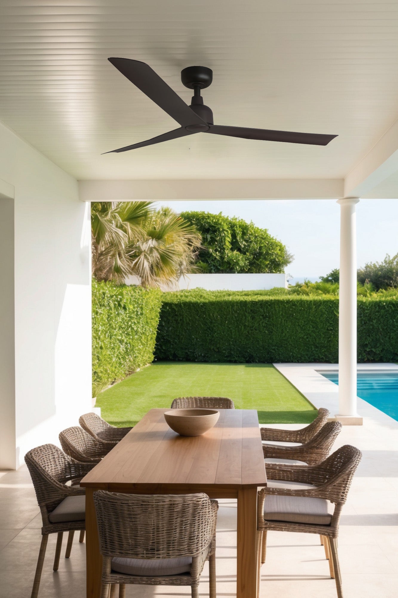 Faro Marino Elegante e Resistente Ip44