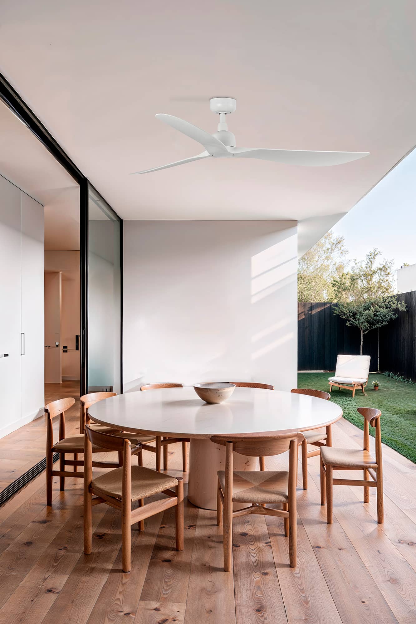 Faro Outwood l Design Elegante e Duratur