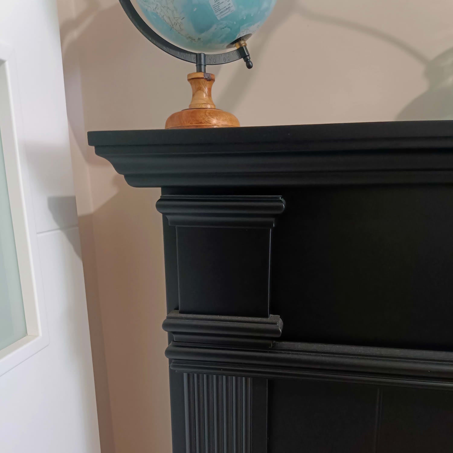 Caminetto Elettrico Nero Omar Eleganza e Comfort a Casa Tua