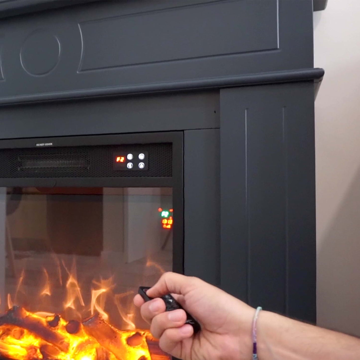 Caminetto Elettrico Grigio Roberta Eleganza e Funzionalita