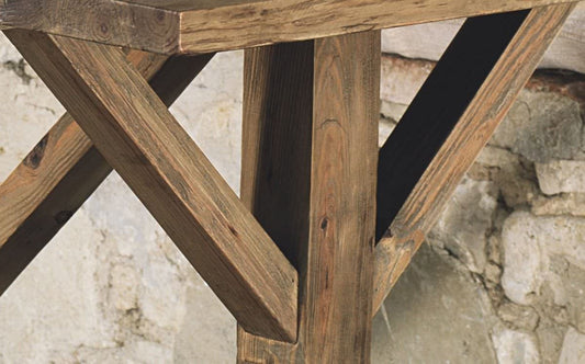 Tavolo In Legno Di Pino 200 Cm Eleganza e Resistenza Per Il