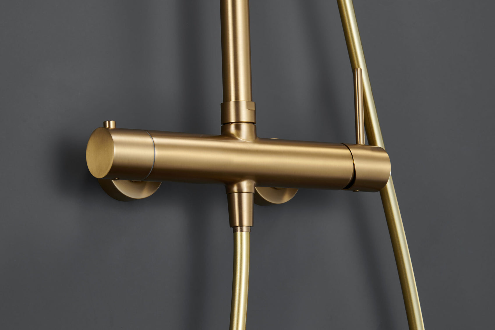 colonna doccia monza oro spazzolato qualita design ed eleganza garantiti