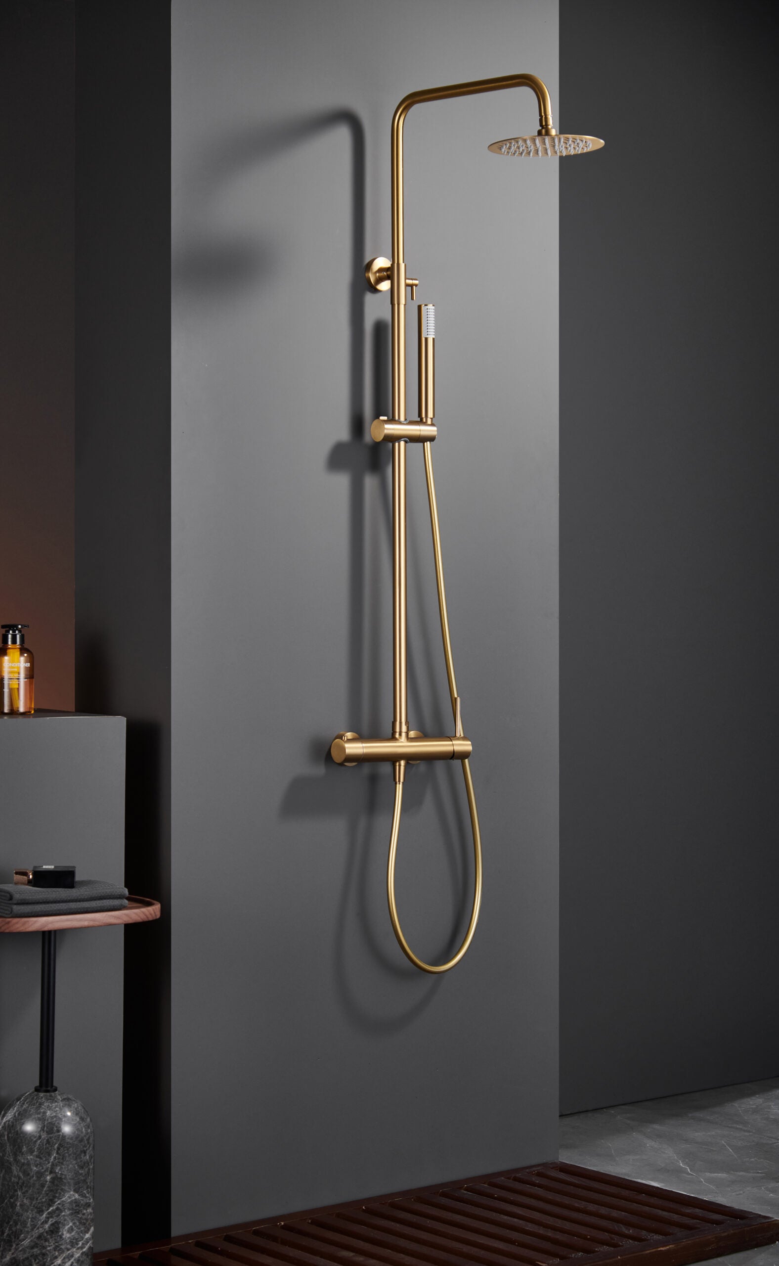colonna doccia monza oro spazzolato qualita design ed eleganza garantiti