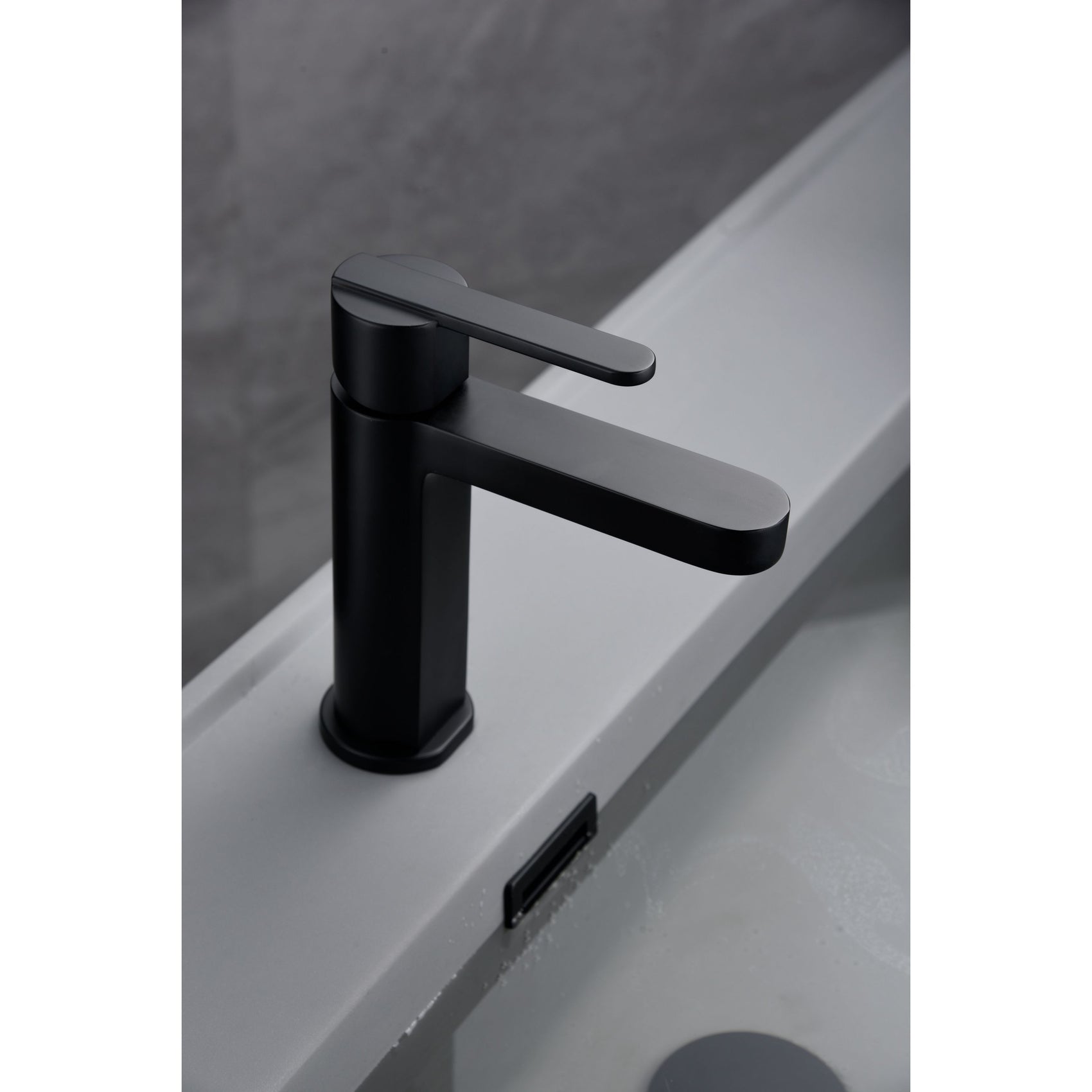 Miscelatore lavabo Roma nero opaco