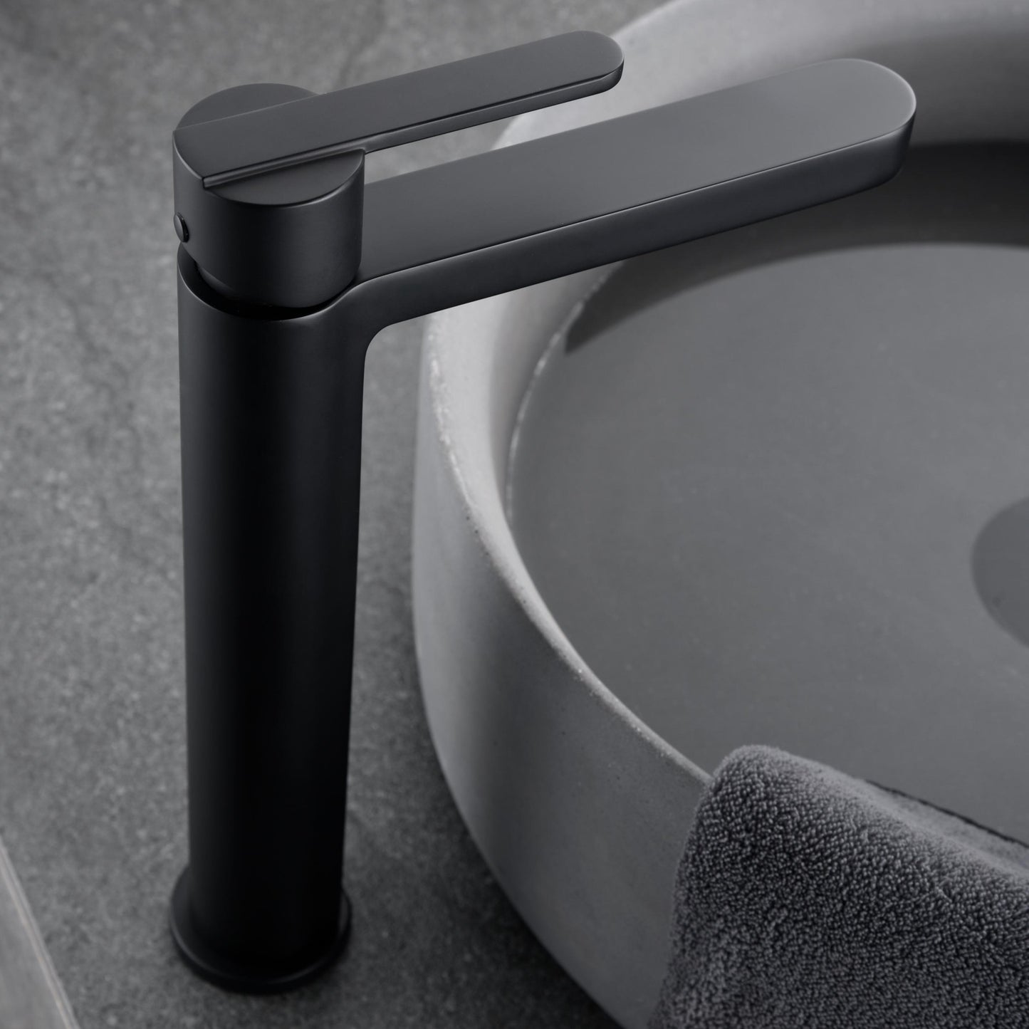 Miscelatore lavabo alto Roma nero opaco