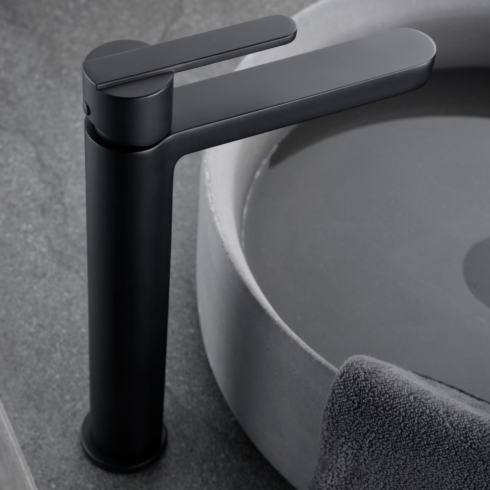 Miscelatore lavabo alto Roma nero opaco