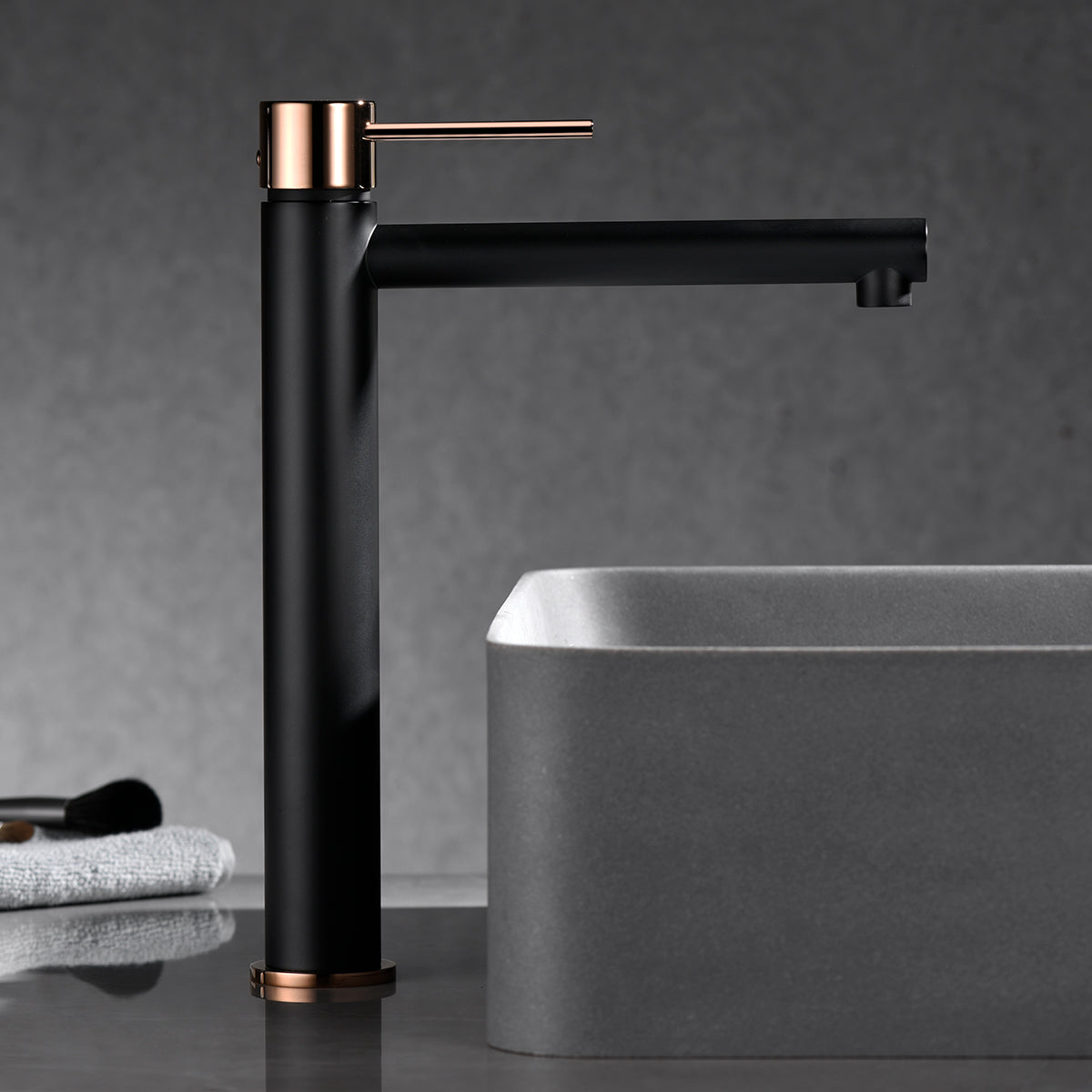 Miscelatore lavabo alto Milos Stick nero