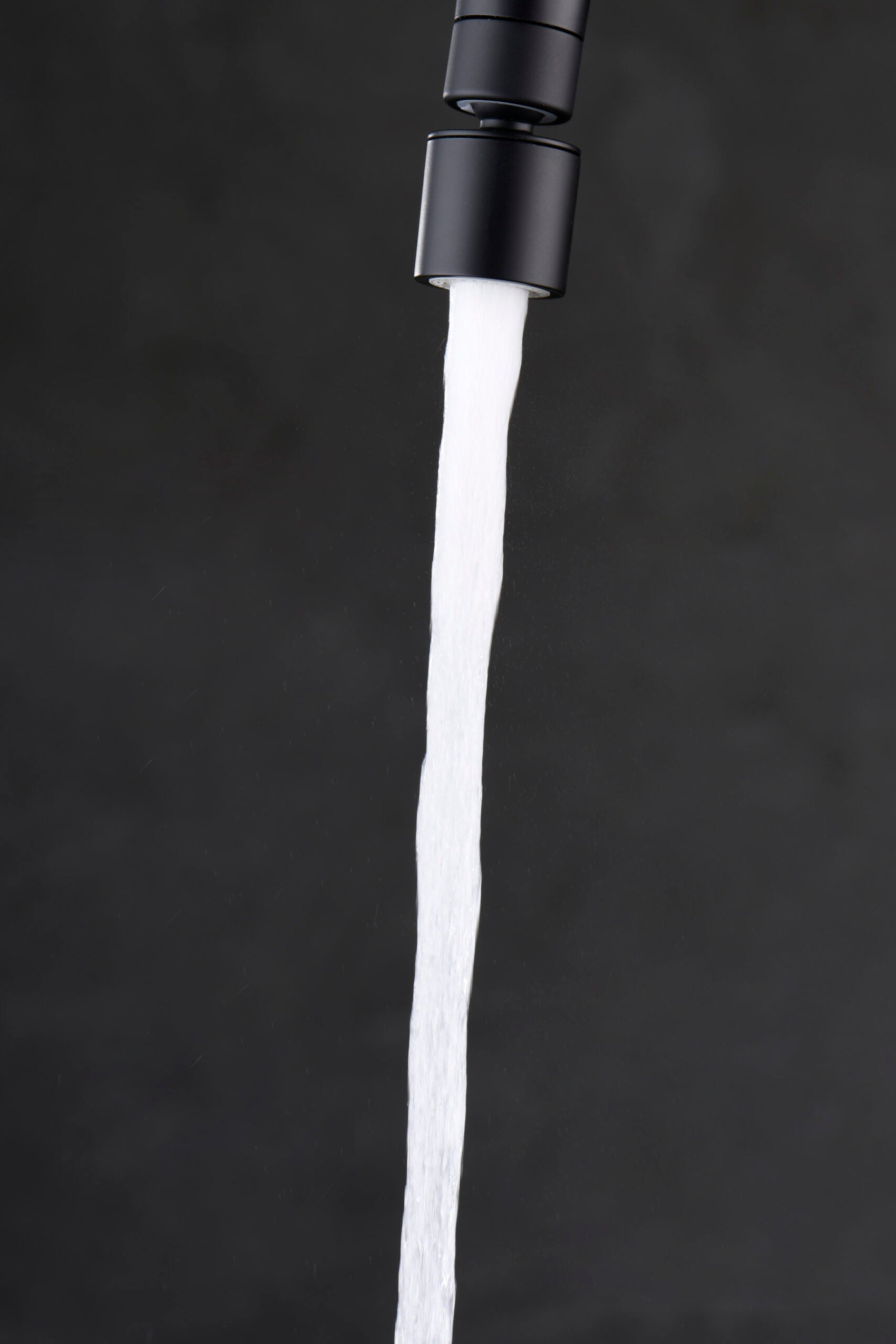 Aeratore girevole da cucina M22H nero