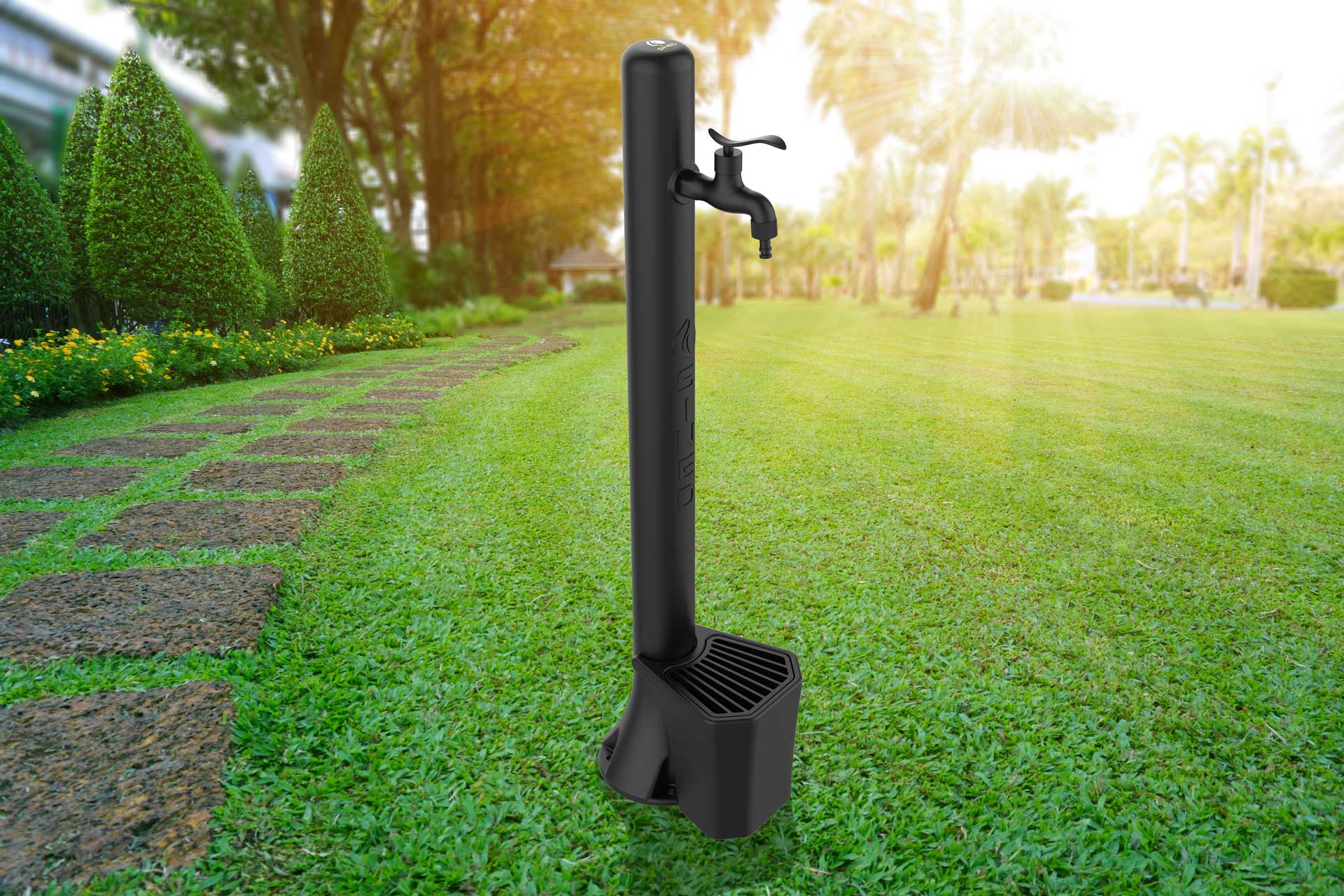 Scopri la fontana nera con secchiello da 5 litri realizzata in polietilene ad alta resistenza ideale per giardini e spazi esterni Il design elegante e la durabilita dei materiali la rendono la scelta perfetta per chi cerca un prodotto funzionale e mod