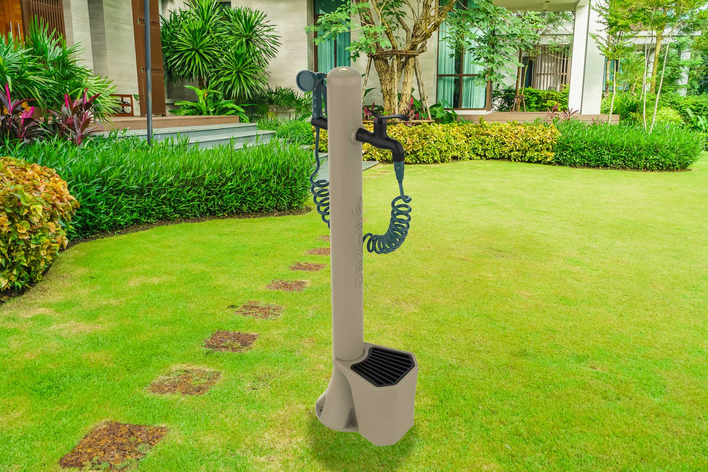 Fontanella da giardino tortora con secchiello 5L e tubo flessibile