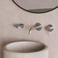 Scopri il kit miscelatore e beccuccio da muro Sined Levante eleganza in inox resistenza e qualita Questo rubinetto da lavandino e la scelta ideale per chi desidera un design moderno e funzionale perfetto per abitazioni e ambienti professionali Inves