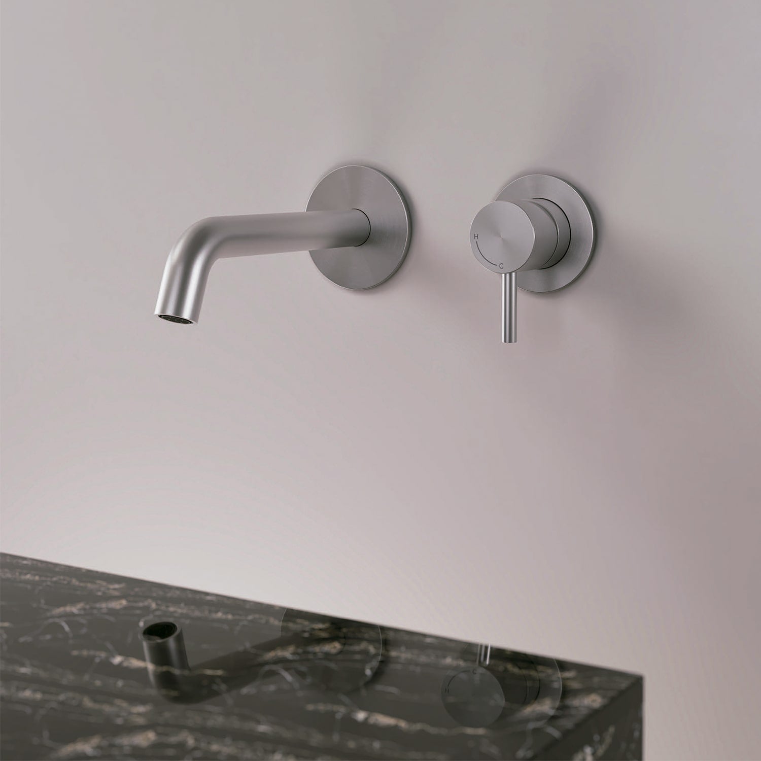 Scopri il kit miscelatore e beccuccio da muro Sined Levante eleganza in inox resistenza e qualita Questo rubinetto da lavandino e la scelta ideale per chi desidera un design moderno e funzionale perfetto per abitazioni e ambienti professionali Inves