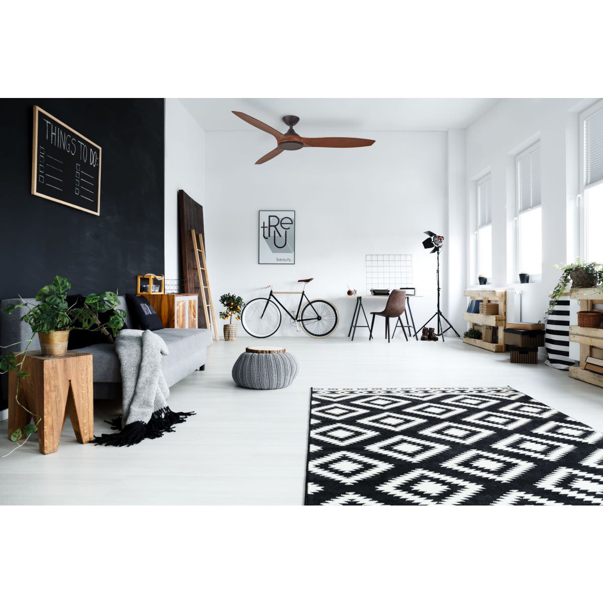 Martec Newport Ventilatore Con Led Per Grandi Stanze e Motore Dc Da 142 Cm Bronzo Antico
