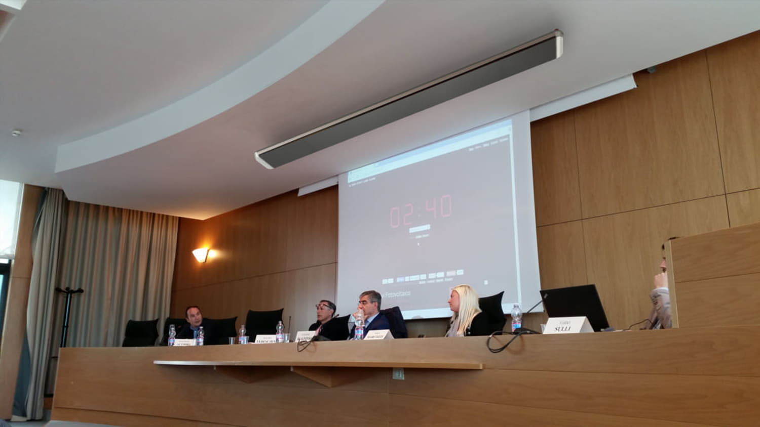 Riscaldatore a infrarossi Moel 9815: eleganza e efficienza, acquista ora!