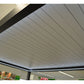 Pergola Dora 3x4: eleganza, comfort e qualità per il tuo spazio esterno!