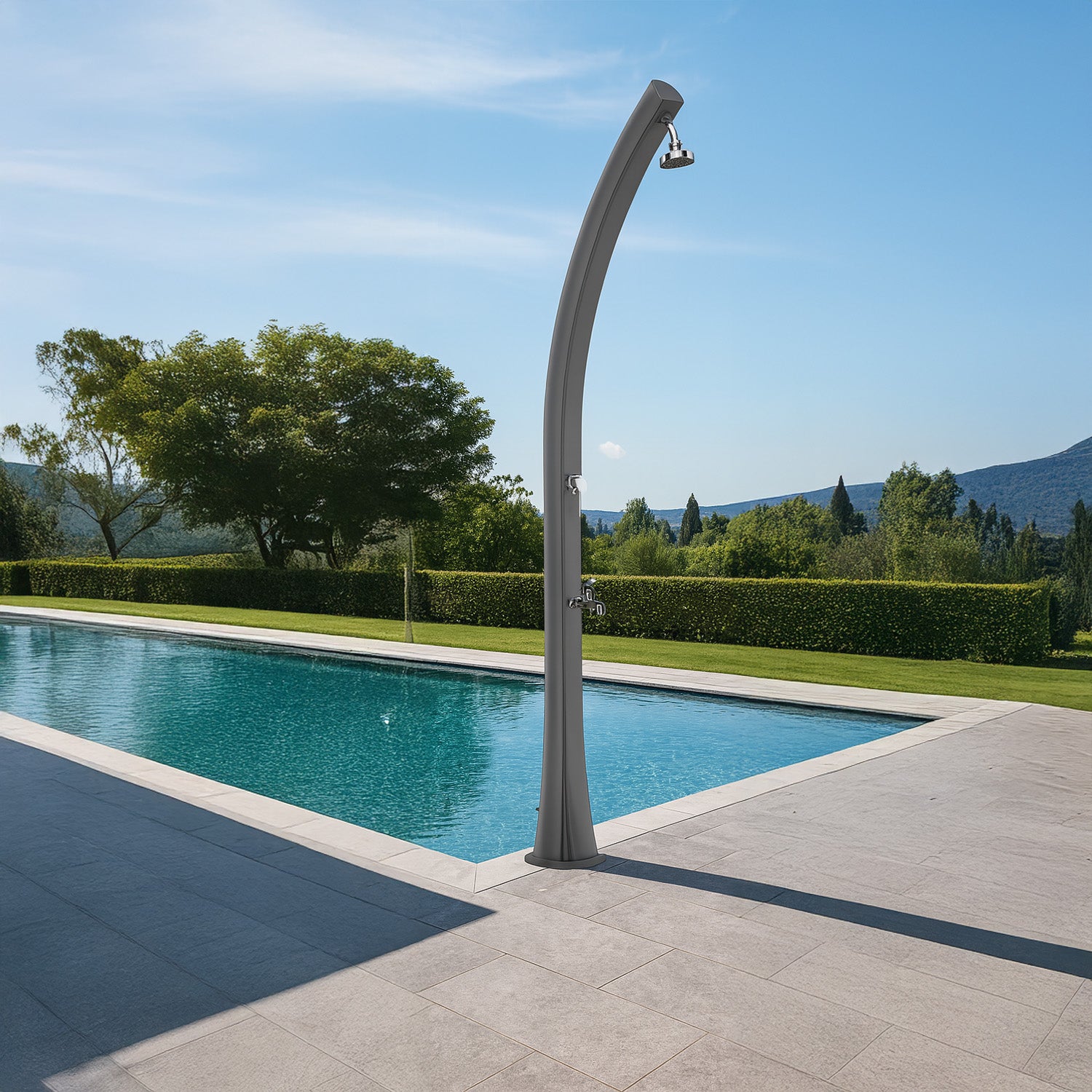 Doccia solare grigia RIO-SS0935-GRAY: eleganza e praticità per il tuo giardino