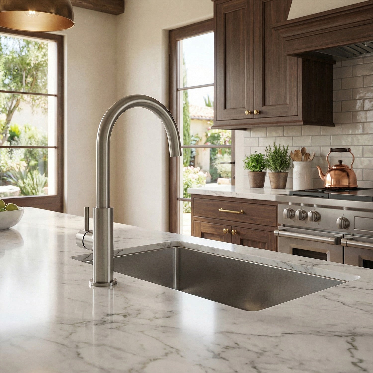 Rubinetto cucina Levante alto inox 316L eleganza e resistenza