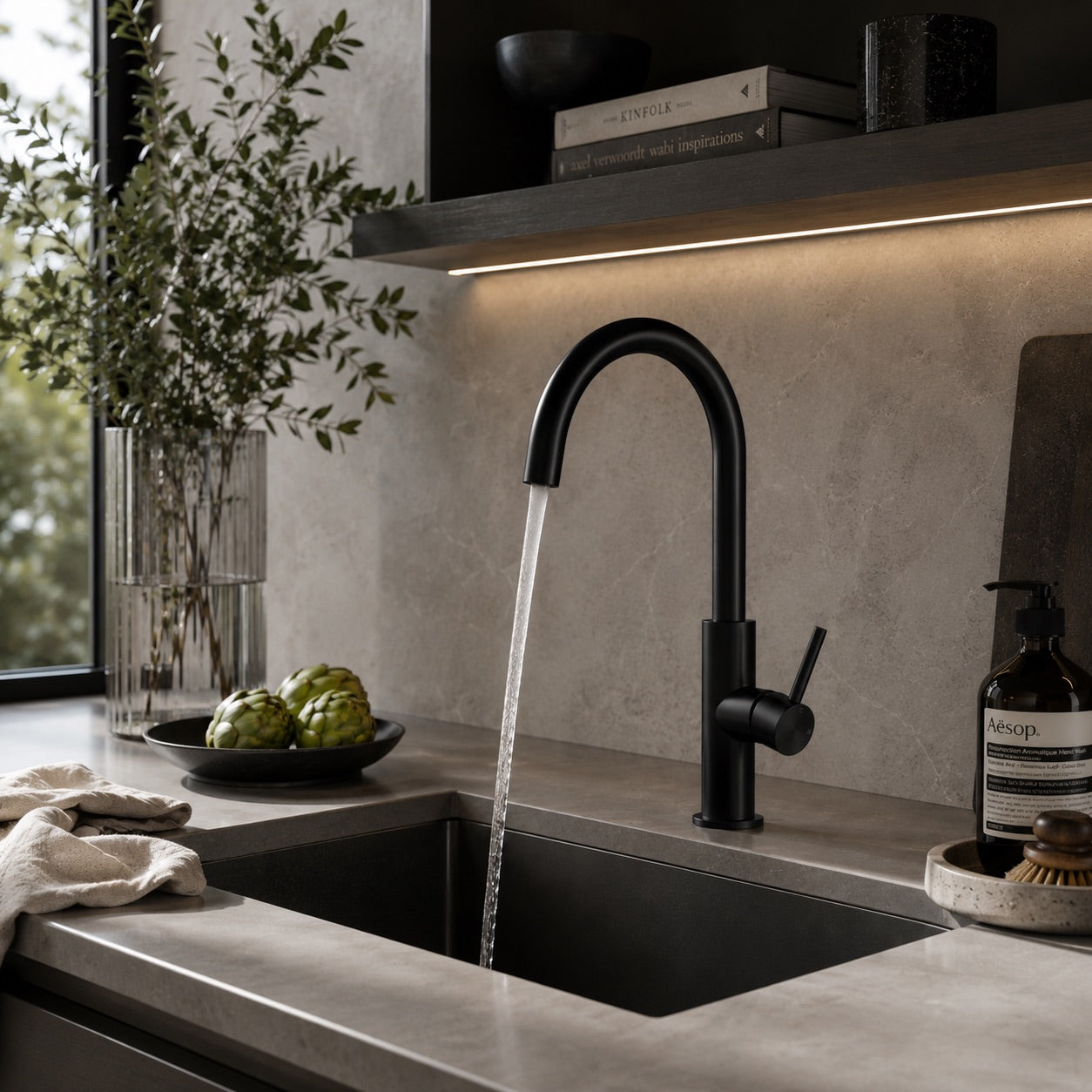 Rubinetto cucina Levante alto nero inox 316L eleganza e durata garantite acquista ora