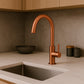 Rubinetto inox Levante basso PVD oro rosa: eleganza e funzionalità per la tua cucina. Realizzato con materiali di alta qualità, offre un design moderno e una resistenza nel tempo. Scegli il Levante basso per un investimento duraturo e raffinato. Acquista