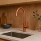 Rubinetto inox Levante basso PVD oro rosa: eleganza e funzionalità per la tua cucina. Realizzato con materiali di alta qualità, offre un design moderno e una resistenza nel tempo. Scegli il Levante basso per un investimento duraturo e raffinato. Acquista