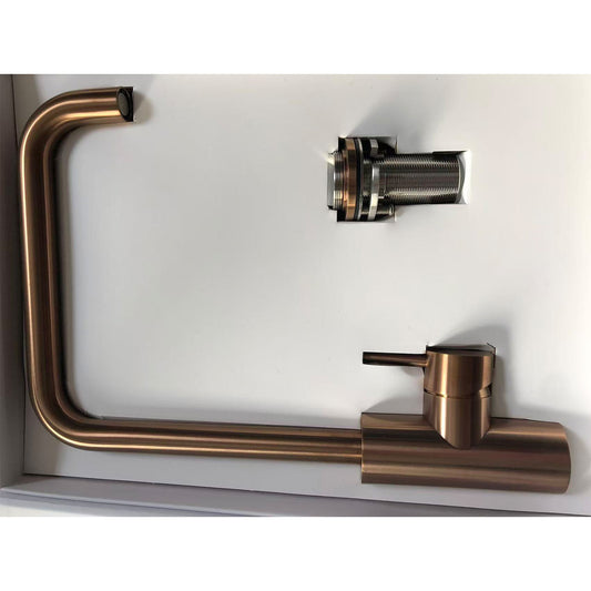 Grifo de cocina Levante en oro rosa, diseño elegante y resistente