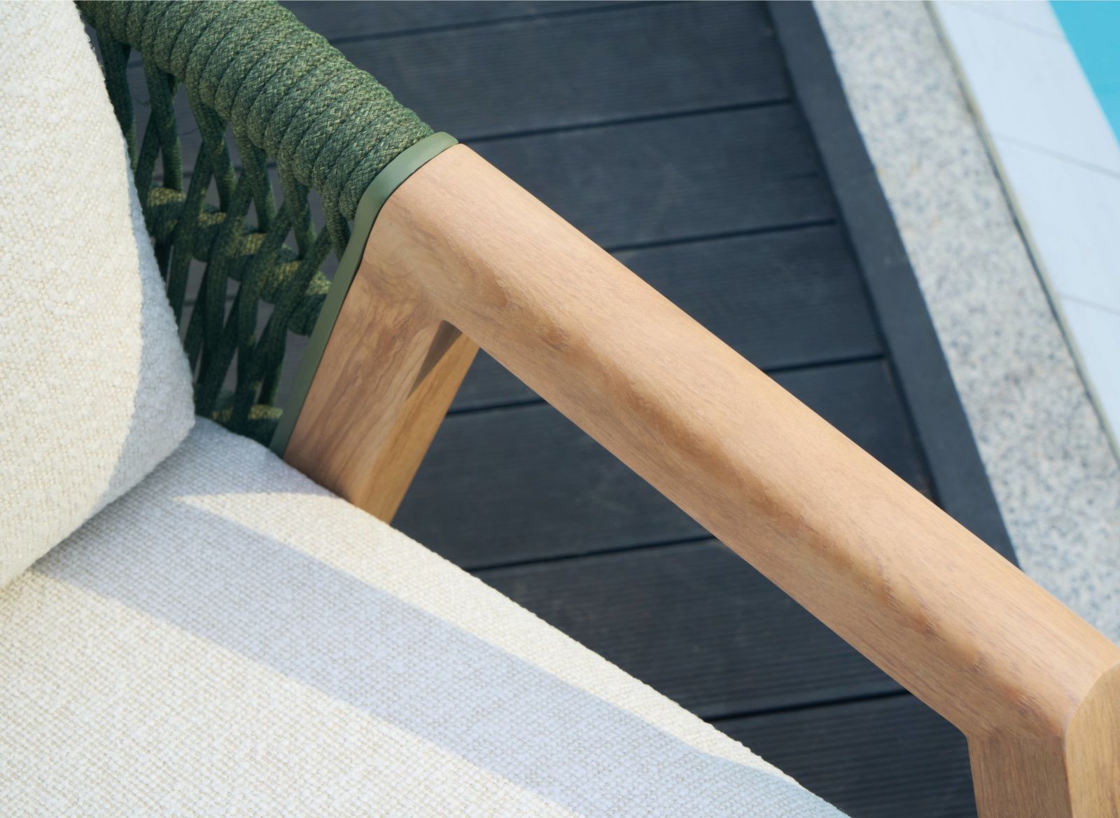 Set divano giardino CUNEO: eleganza e comfort per esterni!