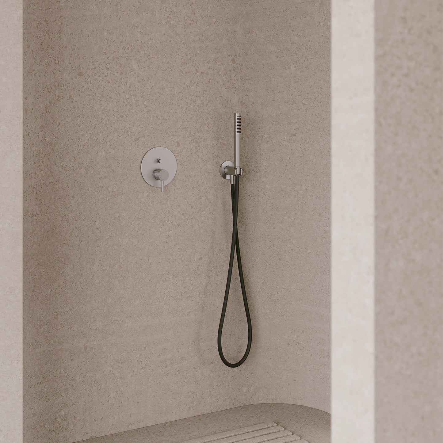 Miscelatore da muro Levante Inox con doccino flessibile