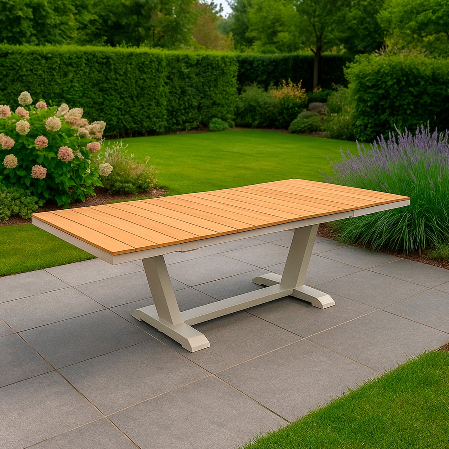 Tavolo da giardino allungabile in teak eleganza e praticita