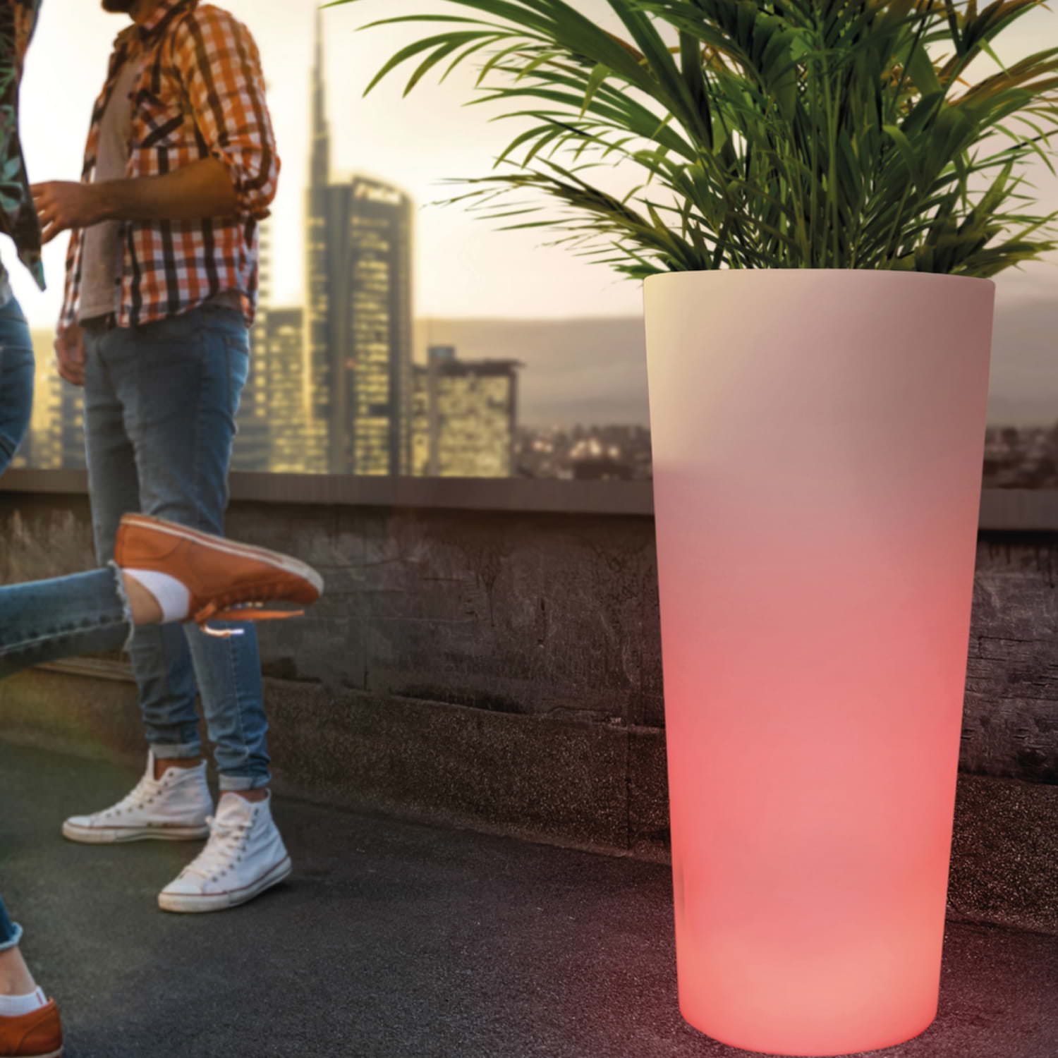 Vaso Luminoso Tondo 102 cm: Eleganza e Resistenza per il Tuo Spazio